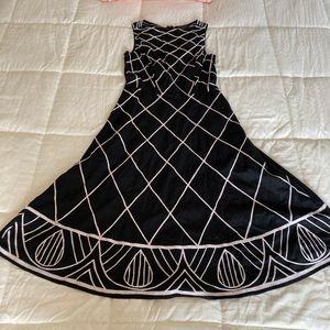 Black and white midi dress with pockets